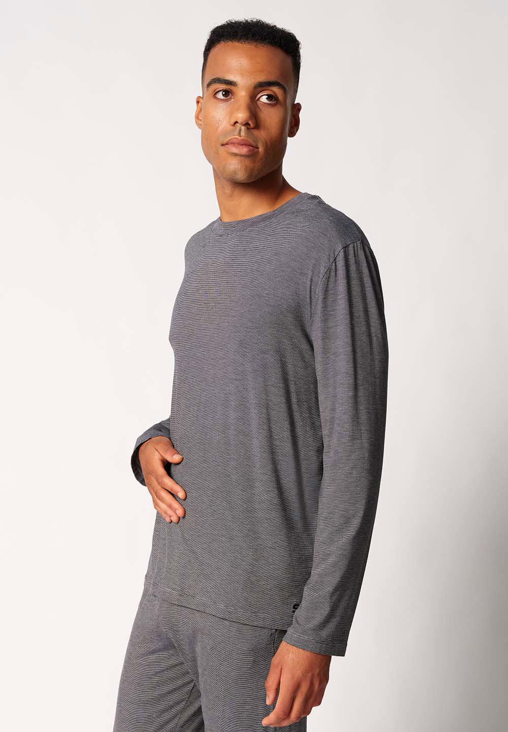 Cooling Deluxe Night Shirt long sleeve | black stripes 082975-08S016