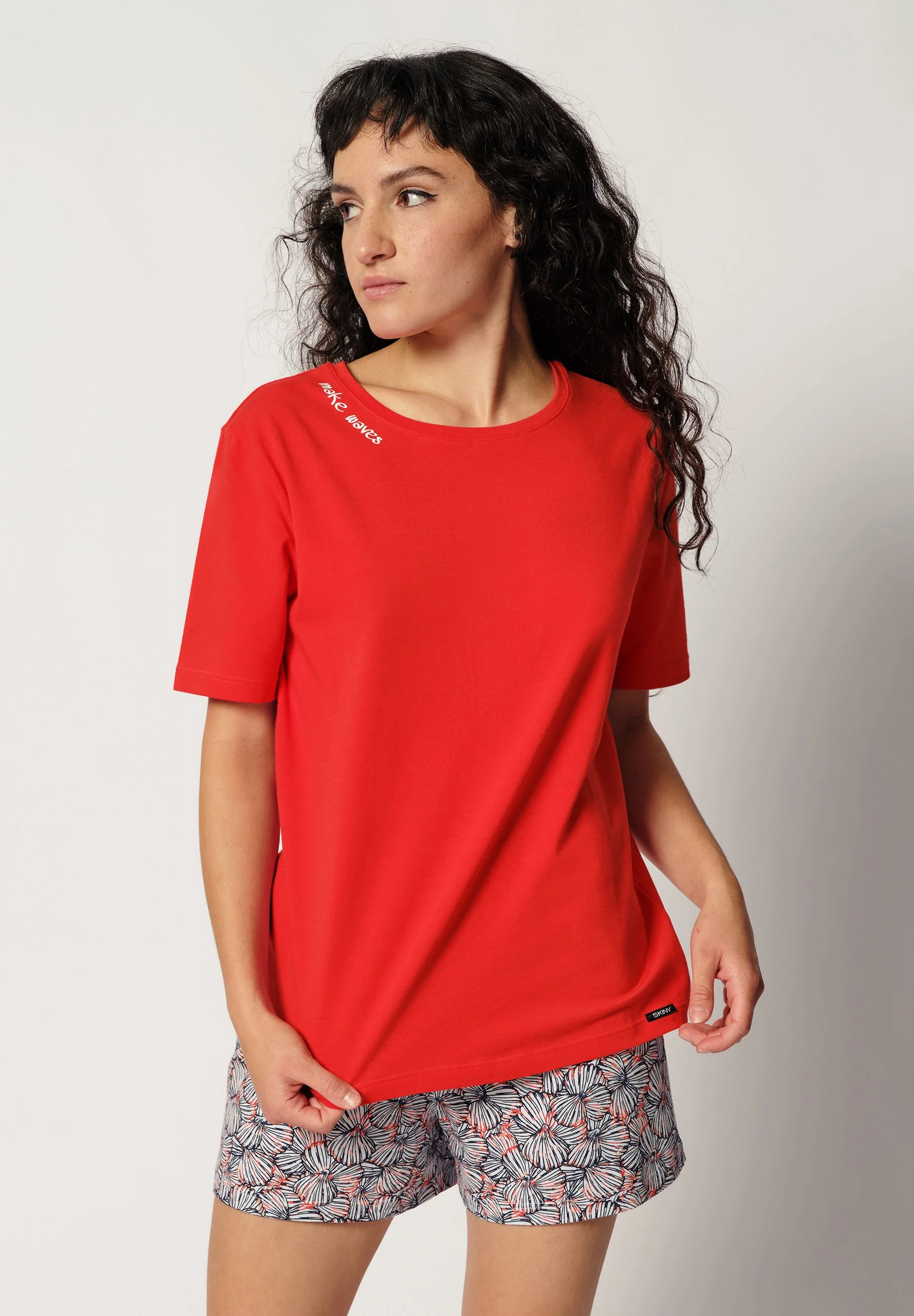 Night In Skiny 01 Pyjama short | cheeky red 081321-08S549