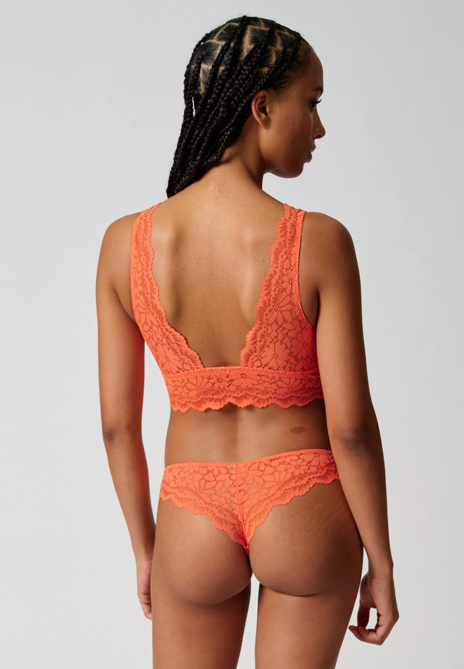 Wonderfulace Crop top remov. pads | cheeky flamingo 082902-08S551 - Image 2